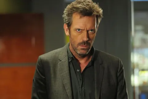 Dr. House fue protagonizada por Hugh Laurie y tuvo ocho temporadas en total.