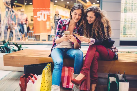 Temporada de liquidaciones: 5 reglas para comprar en "sale" y no dejar el sueldo en el intento 5 reglas de oro para comprar de manera inteligente en las liquidaciones