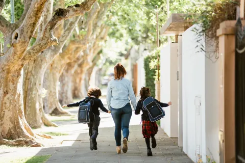 Vuelta al cole: claves para cuidar la salud mental y no colapsar en el arranque de clases Vuelta al cole y salud mental: ¿cómo no colapsar ante el arranque escolar?