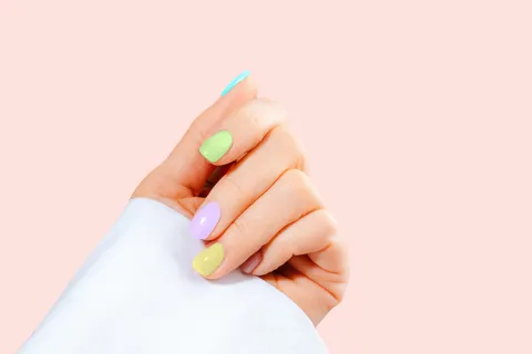 Nail art: 11 colores de esmaltes que están súper de moda este verano 2024 11 colores de esmaltes que están súper de moda.