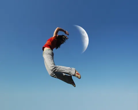 Qué es moonshot thinking, la técnica diseñada por la NASA para cumplir tus metas más ambiciosas Moonshot thinking es un concepto traído de la industria espacial.