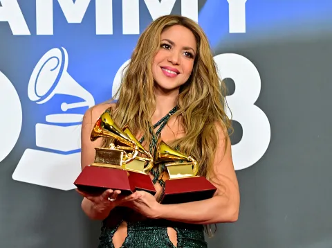 Shakira cumple años el 2 de febrero y estas son 10 curiosidades sobre la cantante colombiana Celebramos el cumple de Shakira contándote 10 curiosidades sobre ella.