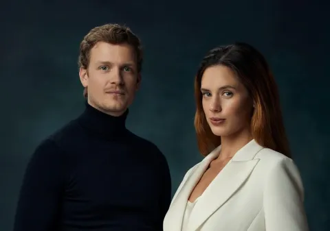Delfina Chaves confirmó su romance con Martijn Lakemeier, su coprotagonista en la serie sobre Máxima Zorreguieta Delfina Chaves y Martijn Lakemeier, protagonistas de Máxima y pareja en la vida real.