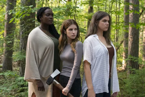 5 películas sobre el empoderamiento femenino que podés ver en streaming Anna Kendrick estelariza la película Alice, darling.