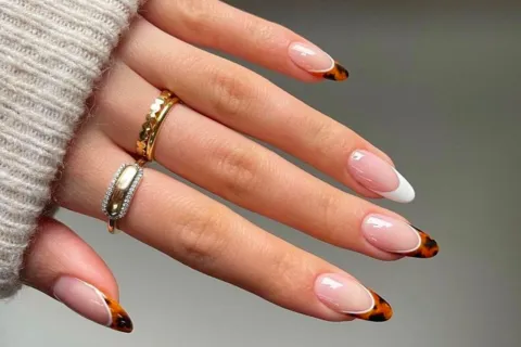 Animal print nail art: 9 diseños increíbles para que te sumes a este tendencia 2024 9 diseños de nail art para sumarte a la tendencia del animal print.