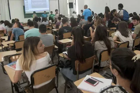 Becas Progresar 2024: dónde anotarse y quiénes pueden acceder El monto de las Beca Progresar es de $20.000
