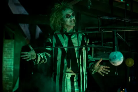 Beetlejuice compartió el nuevo avance de la secuela de la icónica película de los 80 Beetlejuice Beetlejuice es la secuela de la icónica película de Tim Burton.