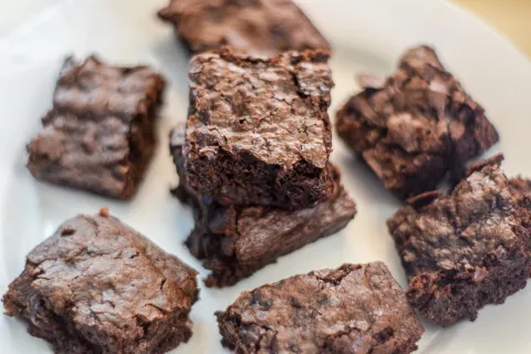 Los 5 postres más buscados, según la inteligencia artificial Brownie, uno de los 5 postres más buscados según la inteligencia artificial.