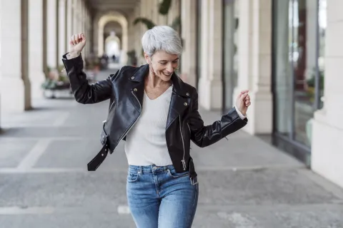 Energía femenina: 10 maneras de conectar con ella para potenciarte Cómo despertar la energía femenina que te potencie.