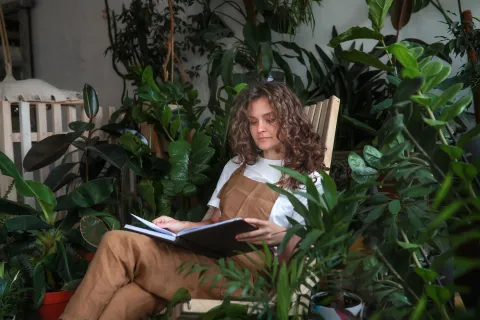 7 libros que nos invitan a reflexionar sobre la importancia de cuidar el medioambiente Libros para pensar la ecología
