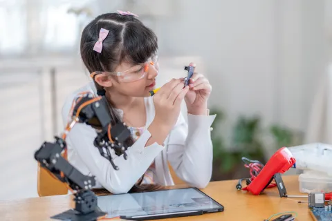 ¿Cómo incentivar el aprendizaje de STEM en las niñas? ¿Cómo incentivar el aprendizaje de STEM en las niñas?