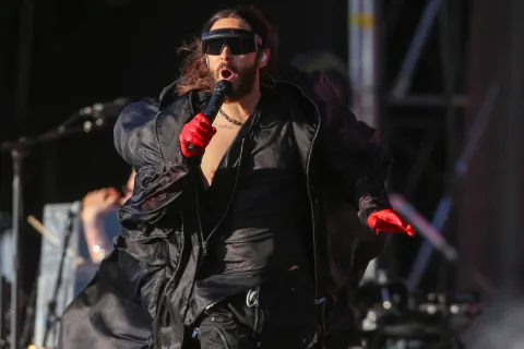 Jared Leto paseó en bicicleta por Buenos Aires y se volvió viral Jared Leto dijo presente en el Festival Lollapalooza 2024 y paseó por la ciudad de Buenos Aires