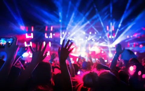 Día Mundial de la Audición: 8 pautas para cuidar los oídos Los recitales tienen volúmenes que afectan la audición.