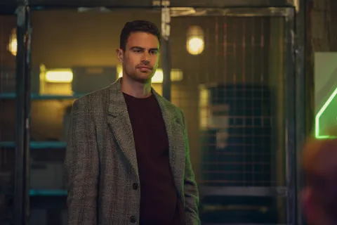 Netflix: de qué se trata The Gentlemen, la serie que se robó el éxito mundial de Avatar Theo James protagoniza el nuevo éxito de Netflix.