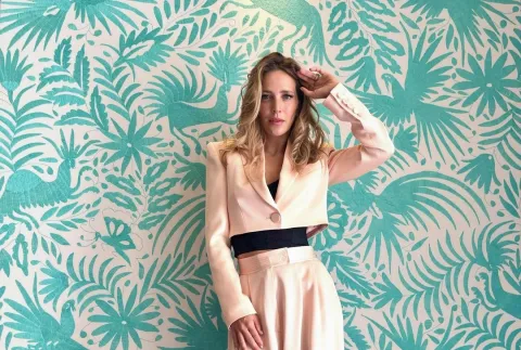 Luisana Lopilato anunció en los Premios Platino que interpretará a la criminal más famosa de Argentina Luisana Lopilato en Mëxico para los Premios Platino 2024.