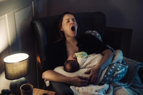 El lado B de la maternidad: 7 de cada 10 madres se sienten juzgadas por sus decisiones de crianza La falta de libertad, la desinformación o la culpa son las que más se destacan en quienes tienen bebés menores de 9 meses.