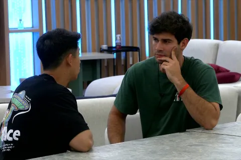 Gran Hermano: cómo cambió el juego el teléfono rojo del martes 30 de abril Nicolás y Martín en Gran Hermano.