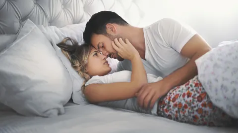 Amistad con sexo: ¿qué la diferencia de una pareja y cómo sostenerla? Para sostener un vínculo de amistad con sexo es fundamental que exista intimidad, confianza y tensión sexual.