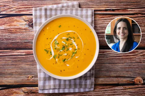 Paulina Cocina y su receta de sopa de calabaza: el plato ideal para los días de frío La sopa de calabaza, un clásico del otoño, en la versión de Paulina Cocina