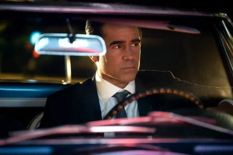 Calendario de estrenos de abril: las 9 series que no te vas a querer perder Collin Farrel interpreta a John Sugar en Sugar, la nueva serie de AppleTv+.