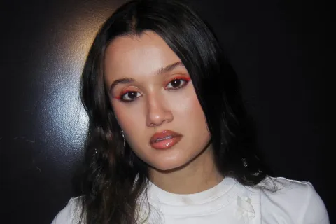 Joaquina: quién es la cantante venezolana que los especialistas comparan con Olivia Rodrigo Joaquina es una joven cantante venezolana que la está rompiendo.