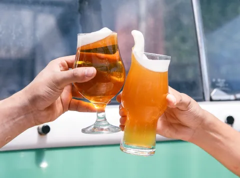 Día de la Cerveza: 6 birrerías donde salir a festejar el día de la cerveza Día de la Cerveza: luagres para celebrar.