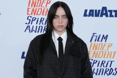 Billie Eilish criticó los shows de 3 horas y dijo que son "psicóticos" Billie Eilish explicó por qué no va a dar shows de 3 horas en su próximo tour.