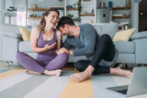 Ser amigo de tu ex, ¿es posible? Para que la amistad con un ex funcione, se aconseja no buscar sostener esa relación como un “aliviador de la ruptura”.