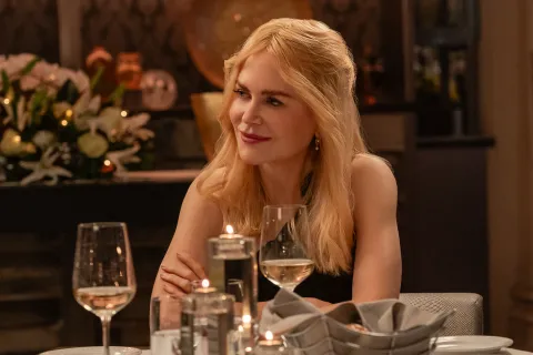 Qué ver en Netflix: A Family Affair, la nueva película de Nicole Kidman y Zac Efron Nicole Kidman como Brooke en A Family Affair.
