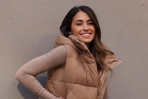 Antonela Roccuzzo trasciende el Barbiecore con un color de alto voltaje que ya es tendencia Antonela Roccuzzo en Instagram.