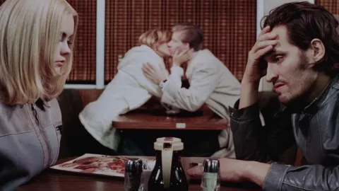 Las 5 mejores películas para ver en MUBI durante junio Buffalo 66: una historia de amor tormentoso entre Cristina Ricci y Vincent Gallo.