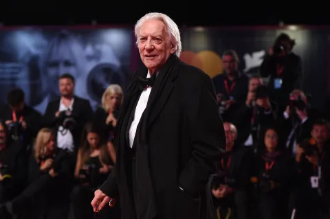 Murió Donald Sutherland: dolor por el fallecimiento del gran actor a sus 88 años Donald Sutherland en el Festival de Cine de Venecia, en 2019.