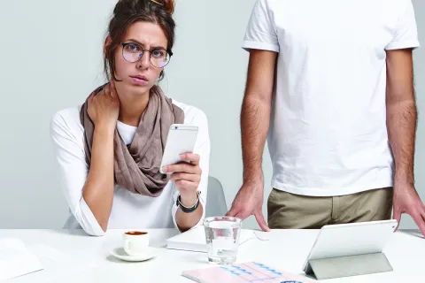 ¿Sos mujer y te interrumpen mucho cuando hablás? Es micromachismo y te contamos por qué Manterrupting: de qué se trata esta forma de micromachismo.