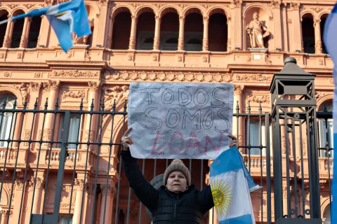 Caso Loan: ¿qué nos viene a mostrar la desaparición de este niño? Caso Loan: marcha por su aparición en Casa Rosada.