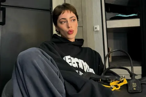 El nuevo corte de Tini Stoessel que será tendencia en 2025 Tini Stoessel publicó una serie de fotos random de sus últimos días en el país azteca y una foto de su intimidad llamó poderosamente la atención.