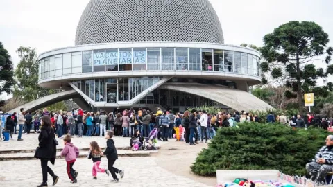 Vacaciones de invierno en el Planetario de Buenos Aires: las mejores actividades para chicos Planetario Galileo Galilei.
