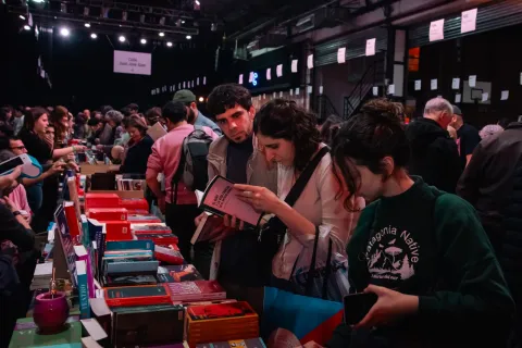 Feria de Editores 2024: cronograma completo de actividades y las novedades de este año Feria de Editores 2024: cronograma completo de actividades y las novedades de este año.