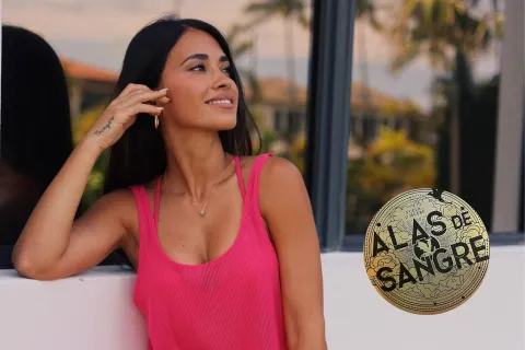 Antonela Roccuzzo muestra el libro de la saga literaria que empezó a leer y que ya es un furor Foto de Antonela Roccuzzo en Instagram.