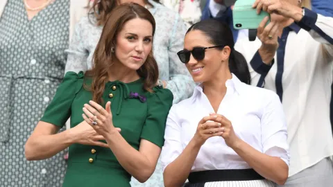 Kate Middleton admitió que la convivencia con Meghan Markle fue lo más difícil de su vida Kate Middleton y Meghan Markle.