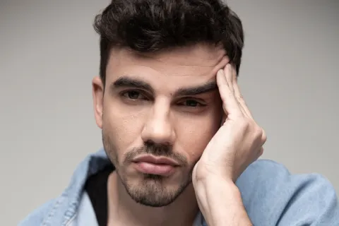 Santi Talledo y su lucha por la salud mental: "Muchas veces, el problema es lo que no podemos decir" Santi Talledo nominado en los Martín Fierro Digital 2024.