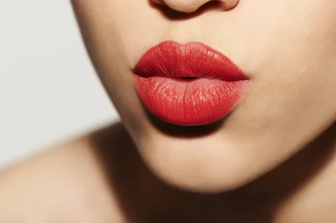 Test de personalidad: ¿qué tipo de labios tenés y qué dicen de tu forma de ser? Labios de mujer