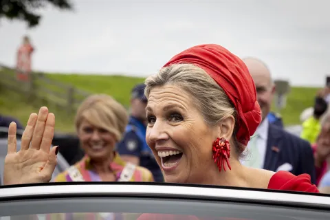 Máxima Zorreguieta deslumbra con un outfit de su color preferido en Nueva York Foto de Máxima Zorreguieta.