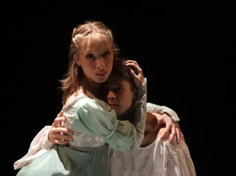 Llega "Romeo y Julieta", el clásico de Shakespeare en ballet Laura Rauber y Vinicius Vasconcellos, bailarines