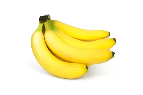 El lugar poco conocido para guardar las bananas por mucho tiempo y evitar que se pudran Para mantener las bananas en su punto exacto de maduración se deben colocar en un lugar fresco, lejos de la luz directa y por separado