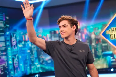 Franco Colapinto en El Hormiguero: el detalle que llenó de orgullo a los argentinos Foto de Franco Colapinto en El Hormiguero.