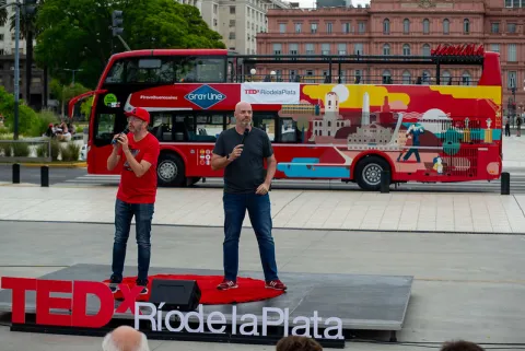 Dónde ver las charlas TEDxRíodelaPlata que este sábado “pasean” por la ciudad El Tour de las Ideas de TEDxRíodelaPlata va a recorre Buenos Aires el próximo sábado.