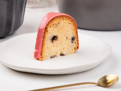 Receta de budín sin horno con arándanos: fácil y rápido Budín de arándanos sin horno.