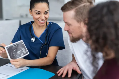Cómo elegir un especialista en fertilidad idóneo para vos Fertilización asistida: ¿cómo elegir el mejor especialista?