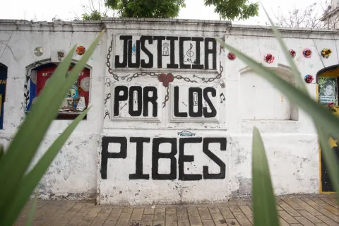 Tragedia de Cromañón: cuáles fueron las condenas y dónde están hoy los culpables Mural para homenajear a las víctimas de Cromañon.