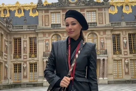 El look parisino de Pampita que anticipa la temporada de invierno 2025 A 5 años de haber estado con García Moritán de luna de miel, Pampita volvió a París esta vez por trabajo